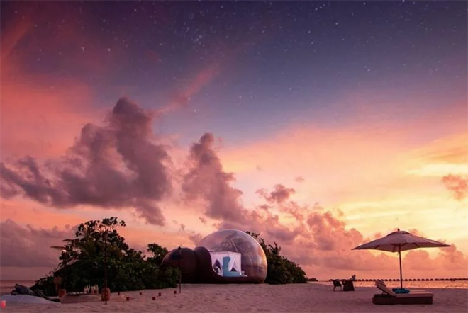 Beach Bubble Tents