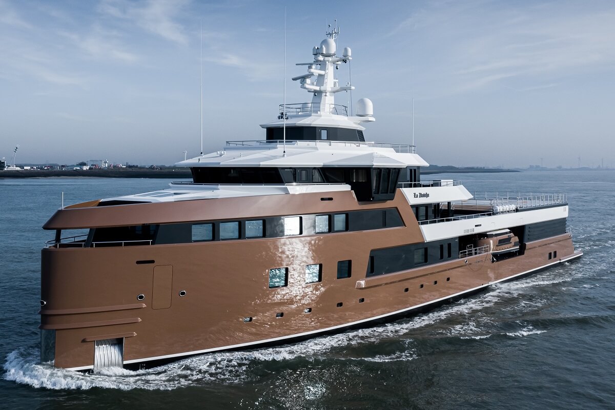 La Datcha embarks on global adventure | Yacht Style