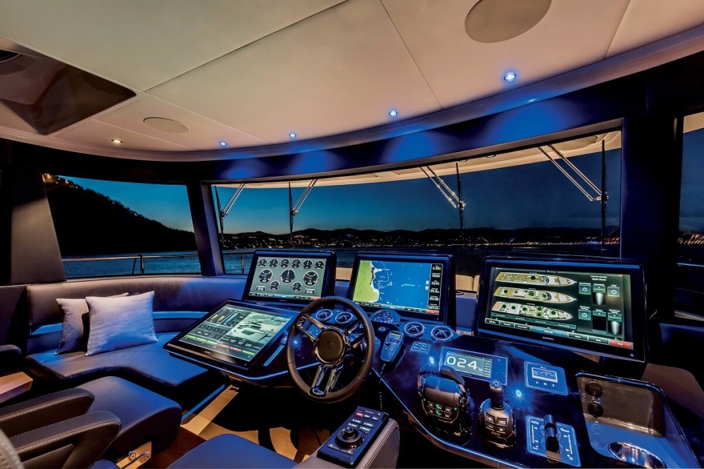 Absolute Yachts, Volvo Penta, Assisted Docking, technology, easy