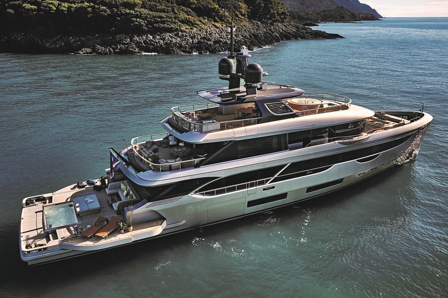 Benetti, Oasis, 40M, sale, Asia, Singapore, sold, Marine Italia, Azimut, dealer