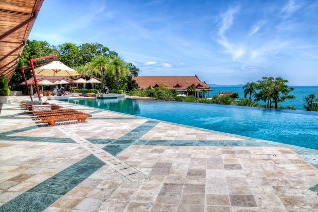 RenewyouAsia, Demarest, William Johnson, Phuket, Thailand, stem-cell therapy, Mel Gibson