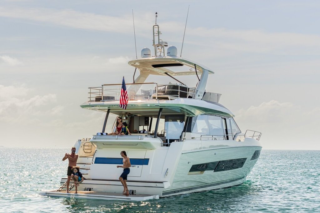 Prestige, motor yacht, boat, Cannes, yachting, Festival, debut, world, premiere, X70, 420, 460S, 520, 590