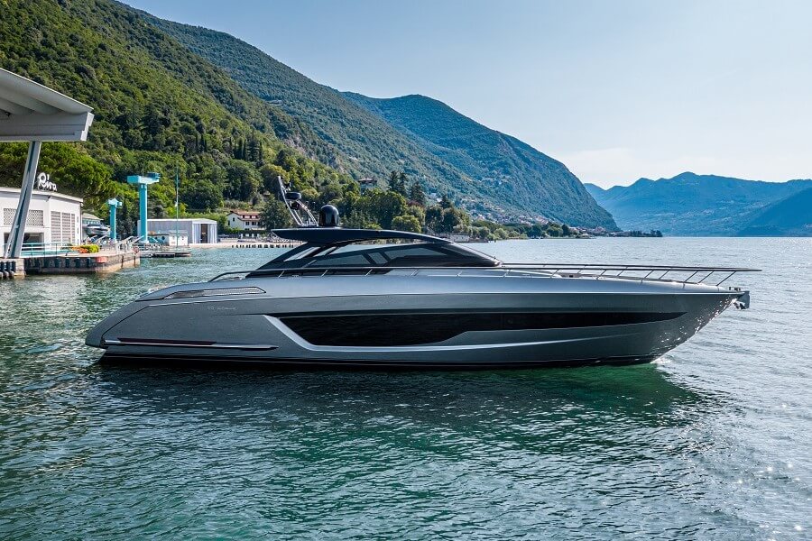 Ferretti Group, Genoa, Boat, Show, Yacht, display, Riva, 68’ Diable, Pershing, 6X