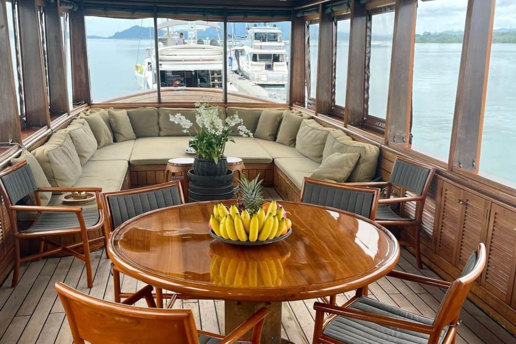 Phuket Open Boat, Yacht Haven, Phuket, Marina, Northrop & Johnson, Lee Marine, Xanadu of London, Northern Sun, Ocean Independence, Tiger Lily, Nuova Jolly, Prince 38 Sport, Riviera 68, Lies Sol, Joshua Lee, Simpson Yacht Charter, Lagoon, Asia Marine, Azimut, Fountaine Pajot, Asia Global Yachting, Maha Bhetra, Sunsail, The Moorings, Jeanneau, Leopard, Boat Lagoon Yachting, Princess, Royal Phuket Marina, Blue Voyage Thailand, Asia Yacht Agency, Next Yachting