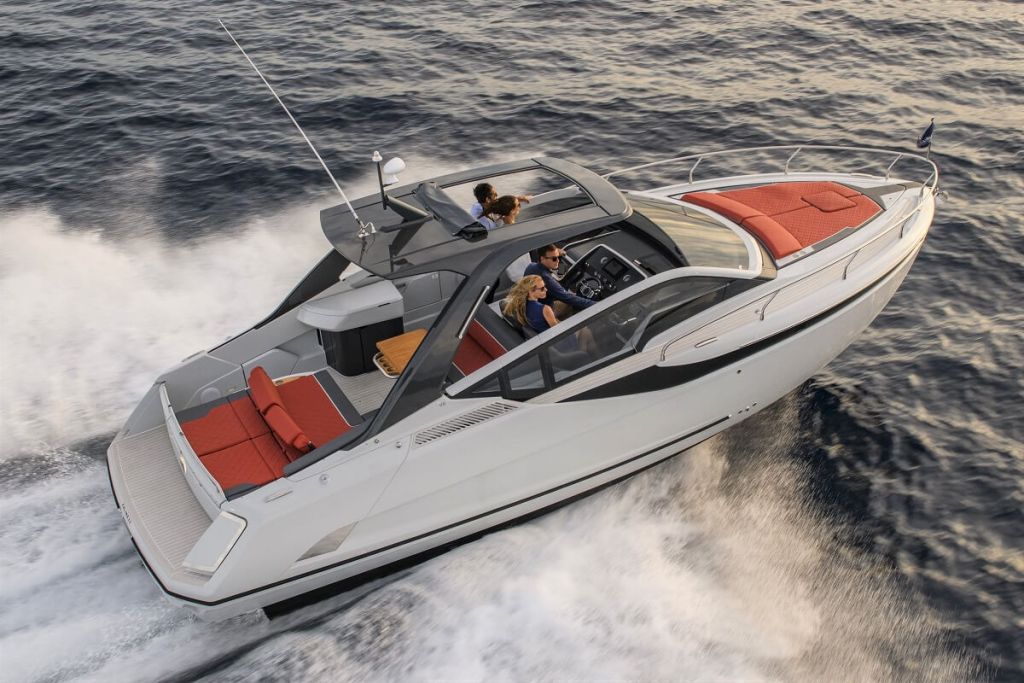 Two years after the launch of its 33ft dayboat, Fairline has returned with an updated version driven by customer demand. Meet the new and improved F//Line 33, with hard top option and aft sunbed.