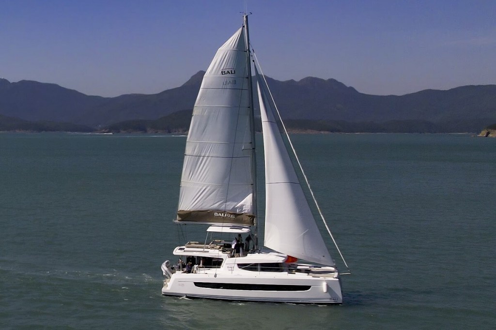 Asiamarine, Fraser, sales, yachts, Hong Kong, Thailand, Singapore, Eric Noyel, Alexandre Tricot, Raphael Sachs, Phil Benson, Candy Li, Harvey Brewin