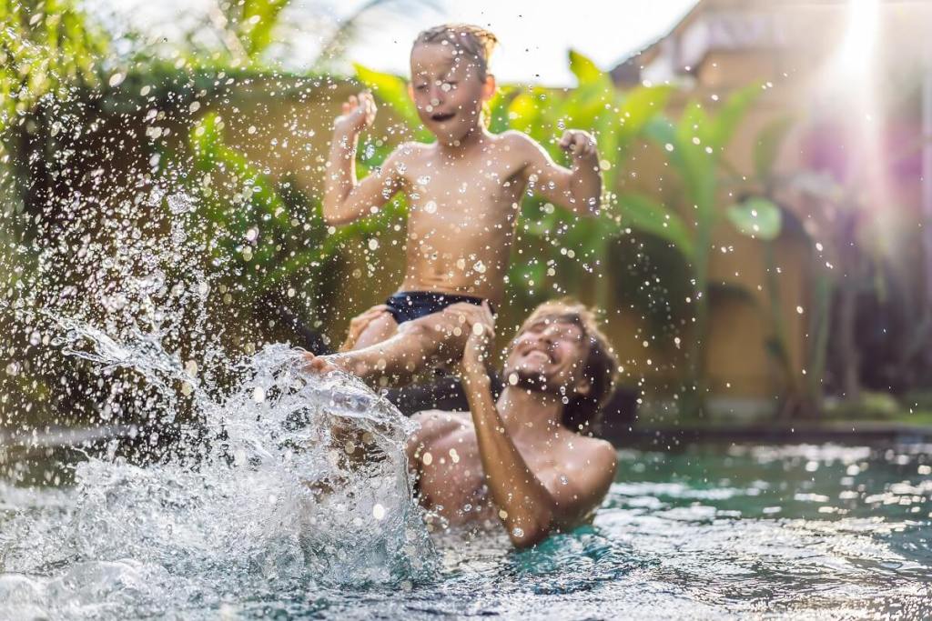www.PoolHK.com, PoolHK.com, PoolHK, Guillaume Leullier, Family, friendly, pools, good, clean fun, pandemic, Hong Kong, Macau, Singapore, Malaysia. Philippines, kids, children, hotels, resorts, CNBC, free, delivery, Kokido, algae, vacuum, spa, cleaner, products, cleaning, handheld, cordless, Southeast Asia