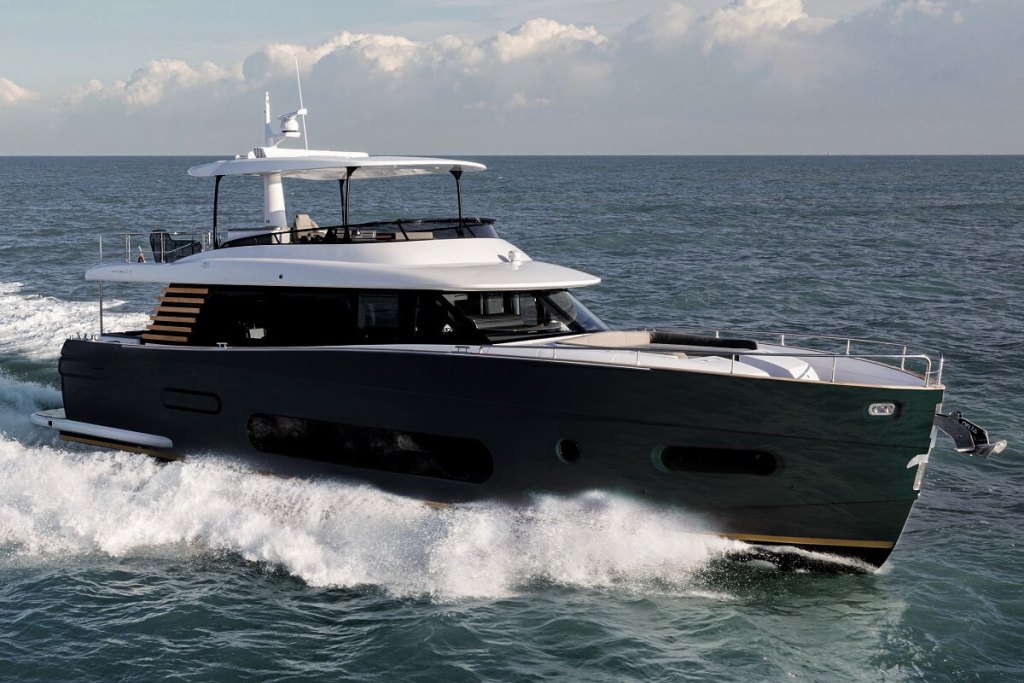 Azimut, Magellano, 66, 25 Metri, 30 Metri, Dual Mode, hull, P.L.A.N.A., Pierluigi Ausonio, Naval Architecture, carbon-fibre, Navetta