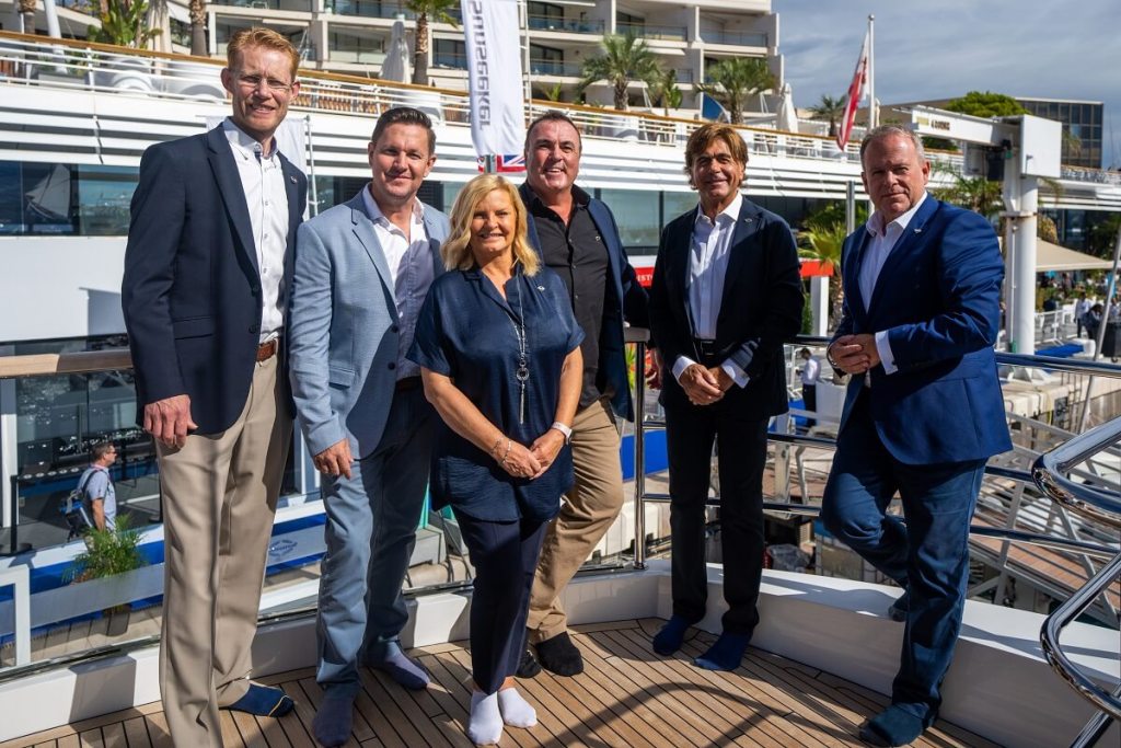 Sunseeker, Gulf, Bush & Noble, Sunseeker Gulf, Dubai, John Bush, Brett Noble, Douglas Culverwell, Andrea Frabetti, Sean Robertson, Joanne Smith, Dubai International Boat Show