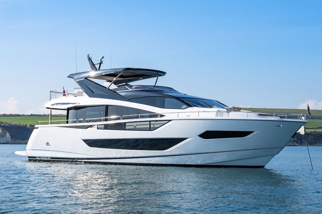 Sunseeker, 88 Yacht, NextWave, Yachting, sold, Hong Kong, Asia, Manhattan 55, Manhattan 68, 74 Sport Yacht, Frankie Chau, co-founder, Managing Director, X-TEND™, Lantau Yacht Club, Sunseeker Showcase, The Pulse, Repulse Bay, The Next Experience Boat Show