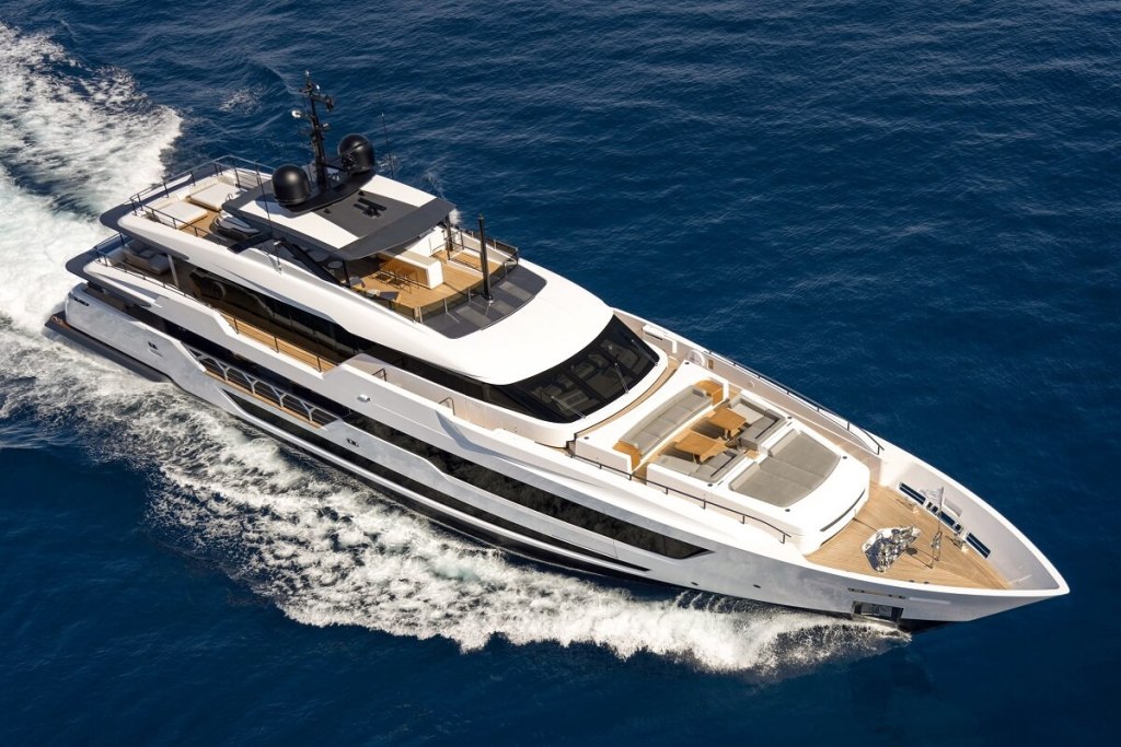 Yacht Style, New Models, 2022, Motor Yachts, Italy, Azimut, Grande, Magellano, Benetti, Oasis, B.Now, B.Yond, Ferretti Group, Custom Line, 140’, Riva, Bahamas, Anniversario, Corsaro, Bellissima, Sanlorenzo, SP110, SD90, Bluegame, BG54, Absolute, 56 Fly, Navetta 75, Cannes Yachting Festival, Monaco Yacht Show, world, premiere, global, debut