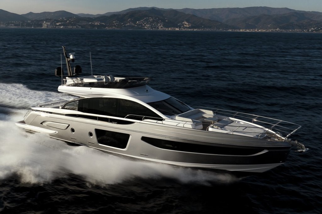 Azimut, S7, Alberto Mancini, Yachtique, S6, S8, S10, Low Emission Yachts, Volvo Penta, IPS