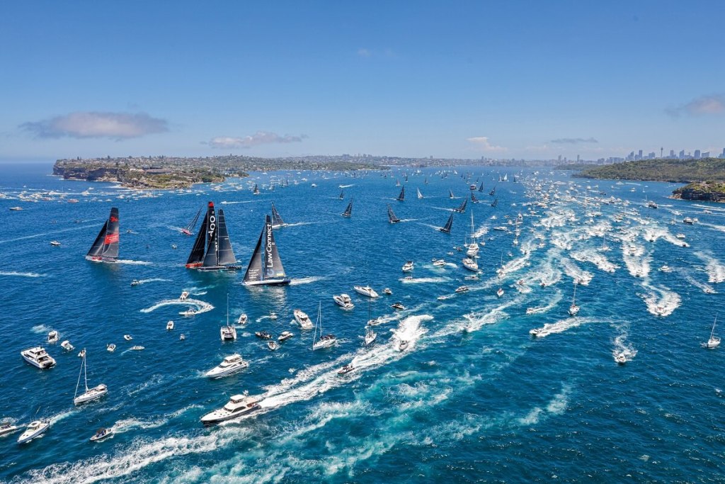 Rolex Sydney Hobart, Andoo Comanche, line honours, Geoff Hill, Santa Cruz 72 Antipodes