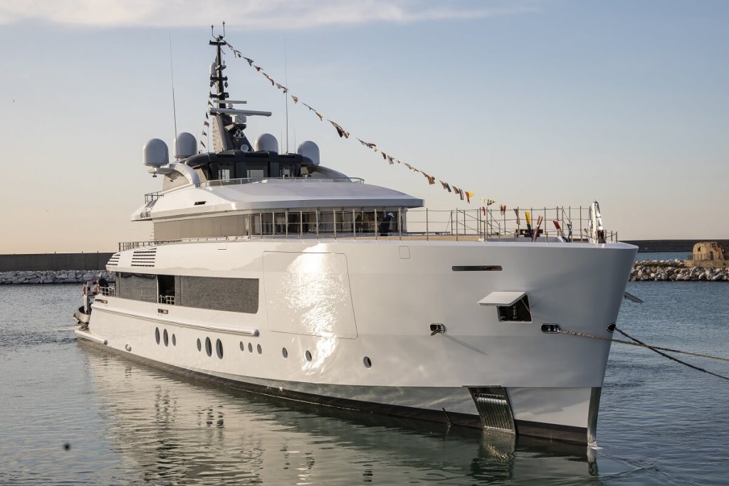 Benetti, custom, launch, 62, superyacht, yacht, build, steel, aluminium, Livorno, Giorgio Cassetta, Van Oossanen Naval Architects