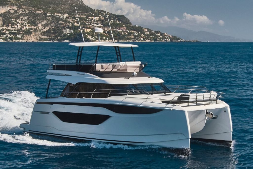 Asia Yachting, sales, Prestige, Nautique, Fountaine Pajot, Monte Carlo Yachts, MCY 105 Skylounge, M48, X60