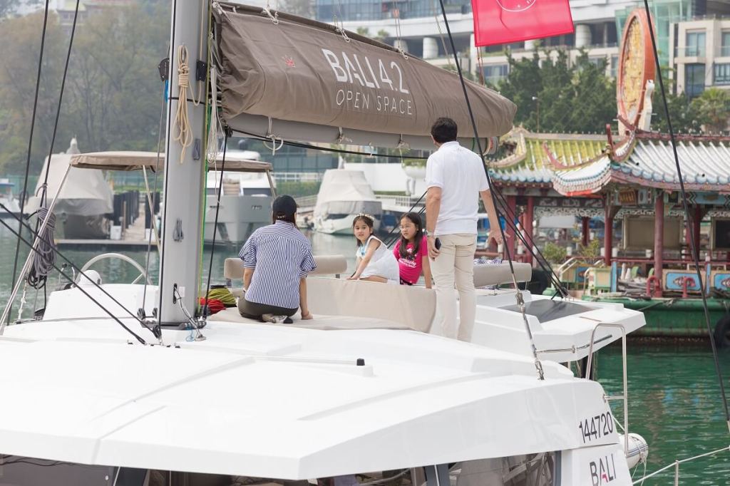 Bali 4.2, Open Day, Hong Kong, sailing, catamaran, Aberdeen Marina Club, flybridge, lounge, tour
