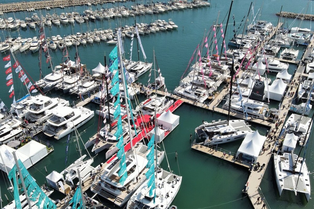 Wider, yacht, Wilder 60, summer, Centro Stile Wider, Wider Style Centre, Marcello Maggi, President, W-Fin Sarl, Fano, Venice, aluminium, WiderCat 92, Moonflower