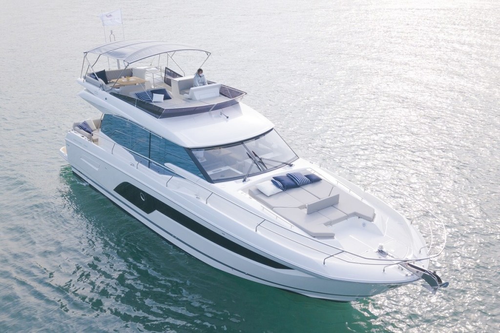 Prestige, Asia Yachting, Boat, Show, Club Marina Cove, 590, 520, 680, Fountaine Pajot, MY6, Vinci Cheung, broker, Olivier Besson