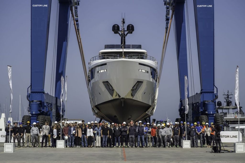 Custom Line, yacht, superyacht, Navetta 30, Ferretti Group, Superyacht Yard, Ancona, Ayshe, Ferretti Group, Strategic Product Committee, Engineering Department, Filippo Salvetti, Antonio Citterio, Patricia Viel, ACPV Architects, Custom Line Atelier