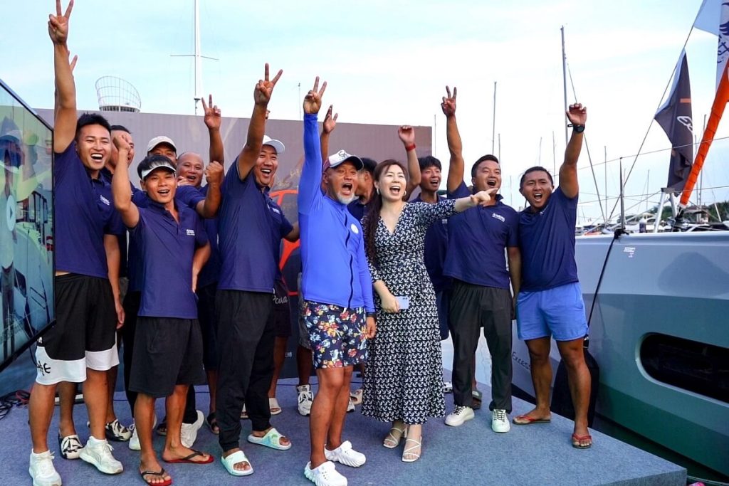 Excess, catamaran, 11, China, Hainan, debut, Yu Jiang, Guillaume Andrebe, Clearwater Bay Marina, Groupe Beneteau