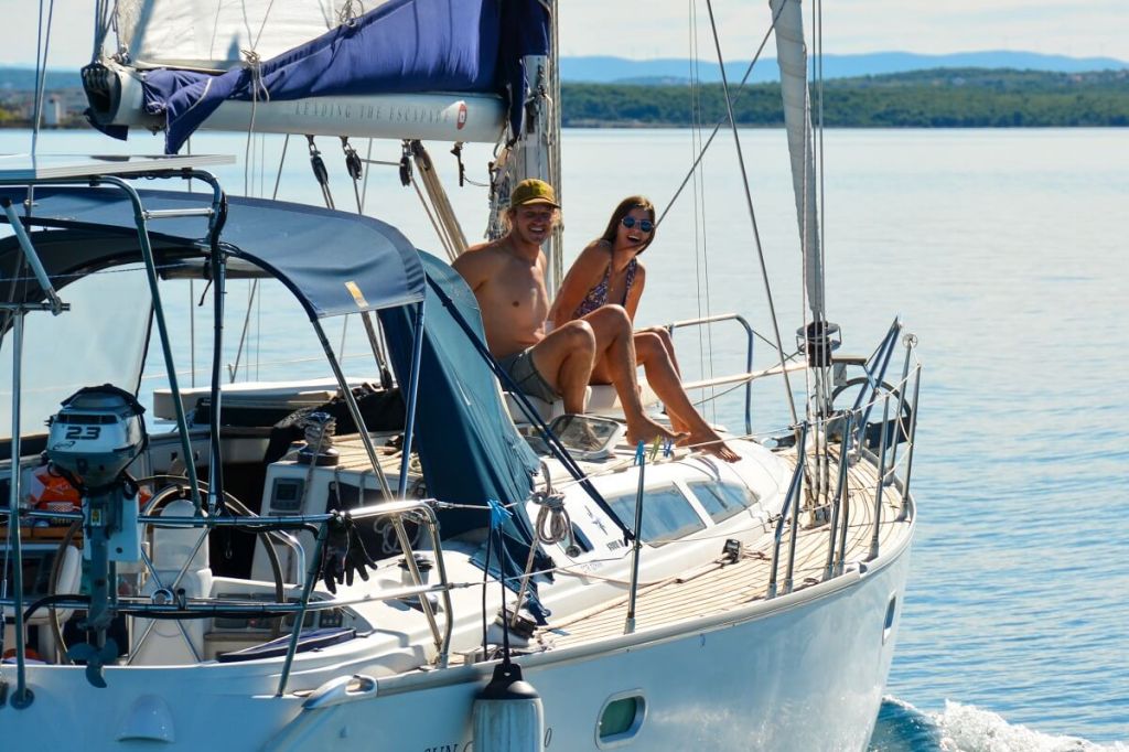 AkzoNobel, summer, playlist, Spotify, Lisa Blair, Antarctica, Soul of a Sailor, Kenny Chesney, Monique Richter, AC/DC, Thunderstruck, Riley and Elayna, YouTube, Sailing La Vagabonde, Summertime, The Zombies, Sailing Sweet, Ruca Curtis, Kate, Thunder, Imagine Dragons, Sea with Katie, sportfishing, Tainted Love, Jaynae and Jason, Leading the Escapade, Music Sounds Better with You, Stardust, Martine Grael, Kahena Kunze, The Clash, Should I Stay or Should I Go