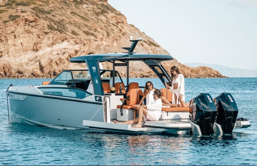 Day boats, Solaris, Fiart, Evo, Key Largo, Wajer, Tesoro, Sacs, Rebel, Lomac, Pirelli, Nimbus, Axopar, Saxdor