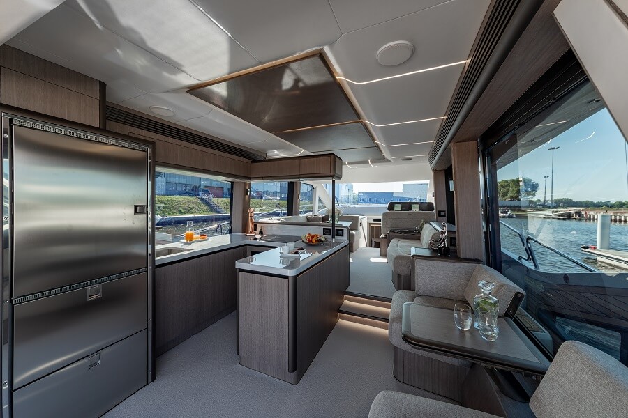 Galeon, Asia, Asiamarine, Vieux Port, Cannes Yachting Festival, Miami International Boat Show, 440 Fly, 560 Fly, 400 Fly, 680 Fly, 405 HTS, 375 GTO