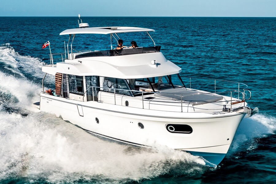 Yacht Style, Issue 73, world premieres, Reviews, Azimut, Ferretti Yachts, Prestige, Maritimo, Pearl, Beneteau, Jeanneau, CRN, 60th anniversary, Aquila, Shipyard, Lal de Silva, Nala, Indonesia, Yacht Sourcing, Sanlorenzo SL90A