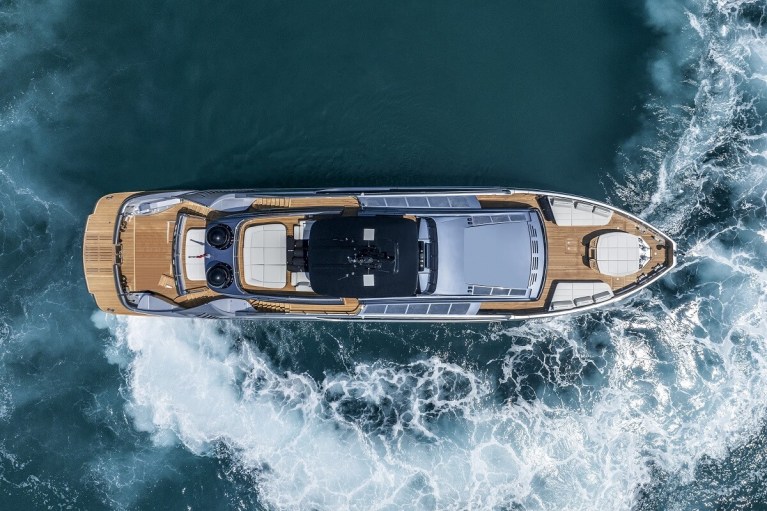 Yacht Style, New Models, Azimut, Bluegame, Sanlorenzo, Ferretti Yachts, Riva, Pershing, Wally, Absolute, Invictus