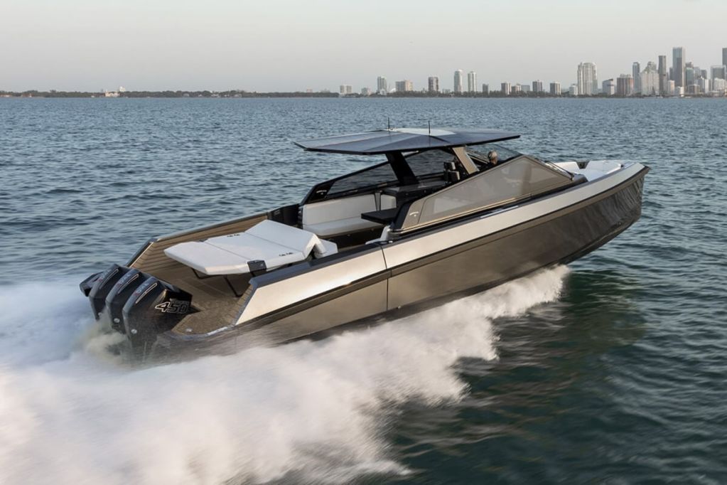 Wally, Starship Yachts, Jamie Ho, Edwin Ho, Ferretti Group, wallytender43X, Singapore, Hong Kong, Hong Kong International Boat Show, Marina Cove, wallytender43, wallytender48, wallytender48X, wallypower58, wallypower58X, wallypower50
