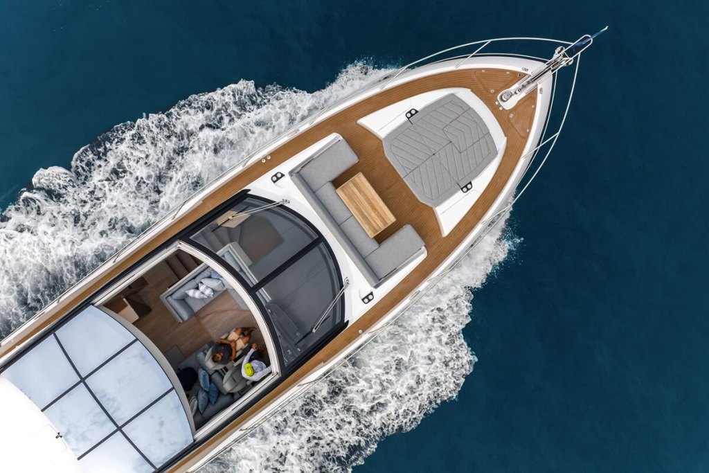 Sunseeker, Sanlorenzo, Boot Dusseldorf, Sunseeker London Group, Messe Dusseldorf, Ocean 182, Predator 75, 95 Yacht, 88 Yacht, 76 Yacht, Manhattan 68, Predator 65, Manhattan 55, Superhawk 55, Andrea Frabetti, SL90A