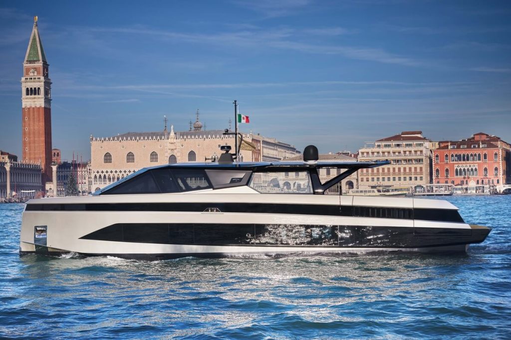Wally, Ferretti Group, wallywhy100, Venice, Stefano de Vivo, Luca Bassani