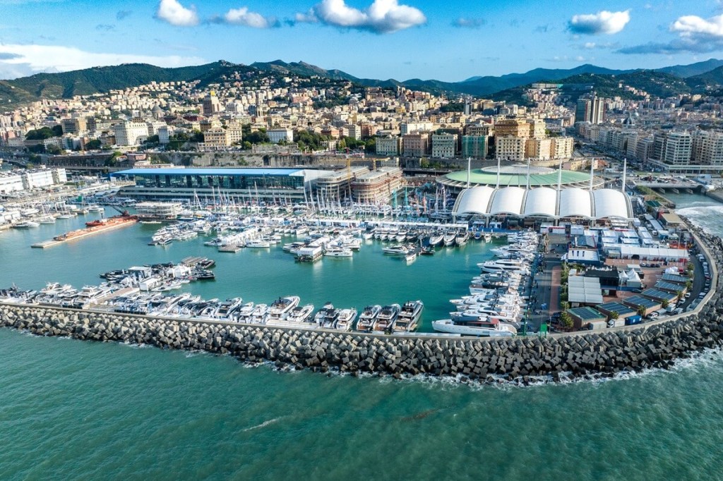 Genoa, International, Boat Show, Eastern Waterfront, Renzo Piano, Italian Marine Industry Association, Confindustria Nautica, Saverio Cecchi, I Saloni Nautici