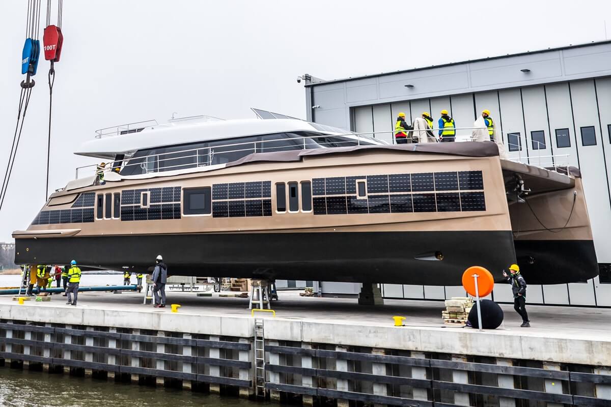 Sunreef, expand, Gdansk, Poland, Ras Al Khaimah, UAE, shipyard Eco, Francis Lapp, Dubai, Dubai International Boat Show, dealers, Asia, Hong Seh Marine, Singapore, Lee Marine, Thailand, NextWave Yachting, Hong Kong, Speedo Marine, China