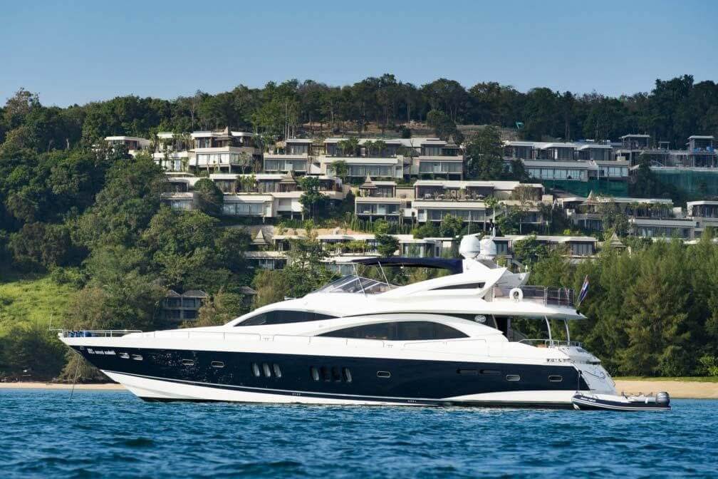 Asia Global Yachting, Major Affair, Sunseeker, 90, charter, CA
