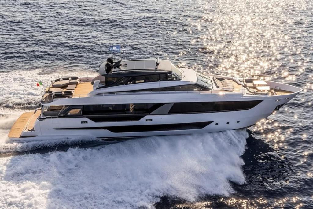 Palm Beach International Boat Show, Princess, Ferretti Group, Fairline, Aquila and Camper & Nicholsons