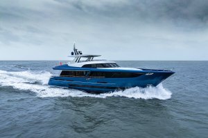 Simpson Yacht Charter, Sanlorenzo SL90A, Hong Kong charter, Hong Kong