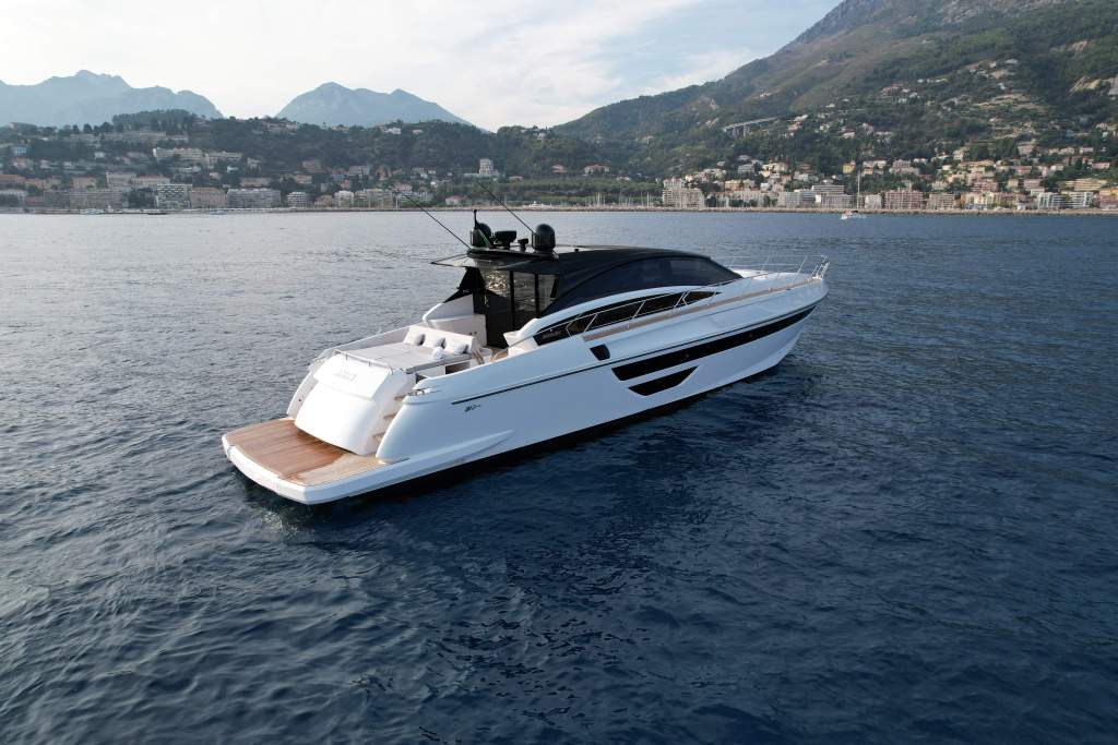 Yacht Sourcing announces Indonesia deal with Italy’s Rizzardi Yacht Sourcing CEO speaks about Rizzardi partnership Yacht Sourcing becomes new Rizzardi dealer and brings boats like Insix to Indonesia