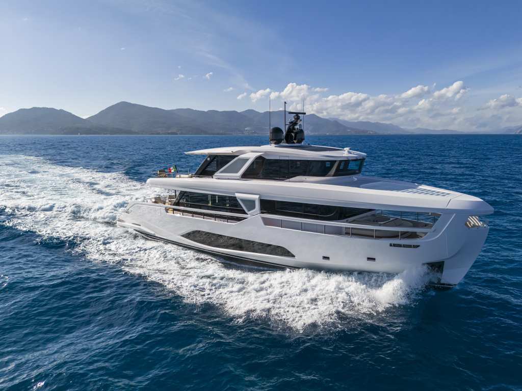 Ferretti Group’s INFYNITO 90 introduces a groundbreaking foredeck space that re-imagines how a yacht’s bow should be enjoyed.