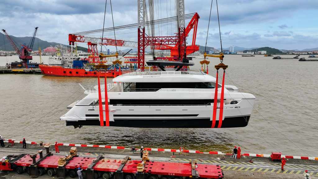 Australia’s Silveryachts has unveiled its latest supercat, MY Reduce