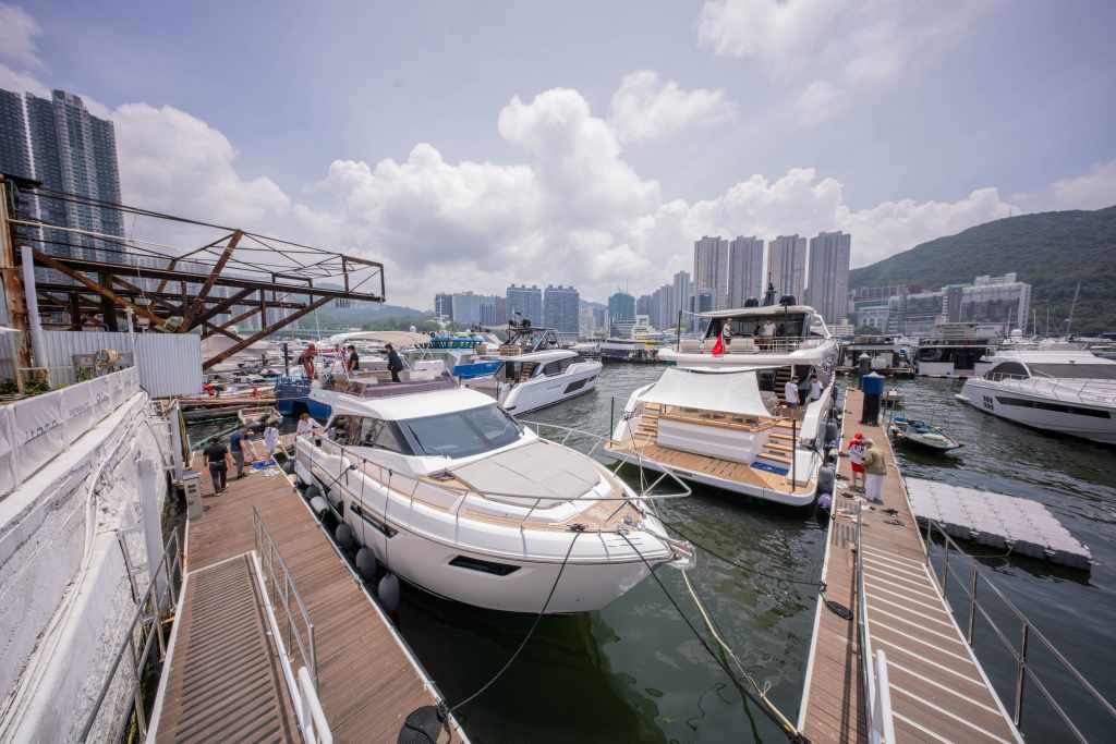 Ferretti Group APAC hosts event in Hong Kong Infynito 90 draws crowd at Ferretti event in Hong Kong Ferretti Yachts showcases 90, 500 and 720 in Hong Kong New Ferretti Yachts Infynito 90 docks in Hong Kong Ferretti Yachts Infynito 90, 500 and 720 on display in Hong Kong Ferretti Yachts Privilege Days held in Hong Kong Hong Kong hosts Ferretti Yachts Privilege Days Ferretti Yachts APAC and Starship Yachts host event in Hong Kong