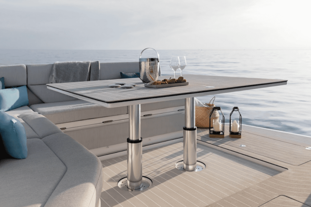 The new Azimut Verve 48 The bow of the Azimut Verve 48 Azimut Verve 48 has Integrated Raymarine screens Cockpit aboard Azimut Verve 48 Azimut Verve 48 centre console