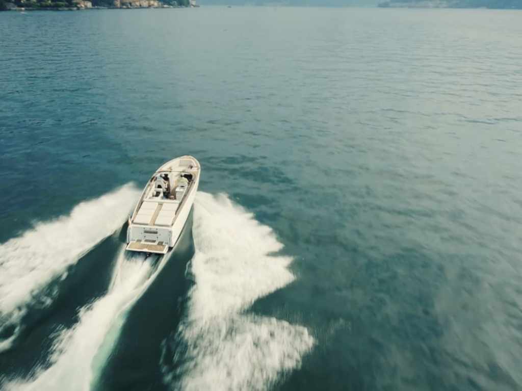 B-Craft Akoya B-Craft Akoya watersport enthusiasts B-Craft by Roeland and Joris Van Aelst B-Craft Akoya rig B-Craft Akoya night