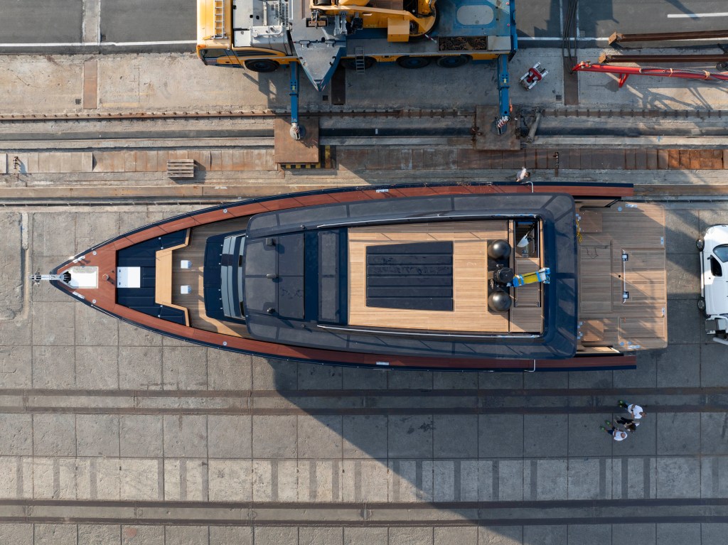 Nautor Swan’s Swan Arrow Swan Arrow in Sanlorenzo shipyard Swan Arrow flagship Swan Arrow has an open-yacht flagship