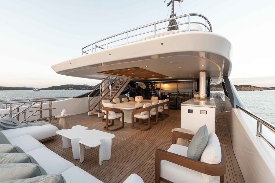 Benetti, B.Now 50M, Asani, Oasis Deck, RWD, PLANA, Azimut-Benetti, Pier Luigi Ausonio Naval Architecture, Interdecor Design, Mauro Izzo, Bergman Design House, LASS Studio, Ula Saniawa, Unit 89, Roi James, Sougwen Chung, Jallu Ebénistes, Nusom, Mattia Bonetti, David Gill Gallery