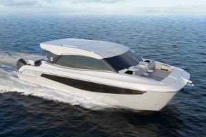 Aquila, Power Catamarans, powercat, Miami International Boat Show, 42 Coupe, 46 Coupe, 32 Sport, 36 Sport, 47 Molokai, 42 Yacht, 44 Yacht, 50 Yacht, 54 Yacht, Marine Italia, Primus Marine, Jean Raas
