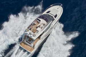 Prestige, yachts, Beneteau Group, F4.9, F-Line, Japan, Boat Show, Tanguy Tertrais