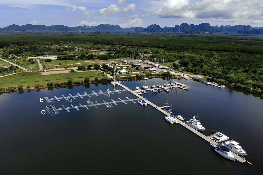 Port Takola, Yacht Marina, Krabi, Phuket, Matthew na Nagara, Surgeon Admiral Suriya, Na Nagara, Royal Thai Navy