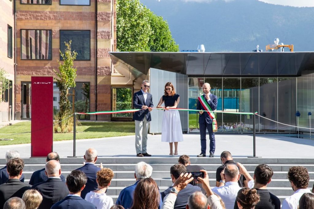 Azimut, Azimut|Benetti, headquarters, Avigliana, Giovanna Vitelli, Marco Valle, Andrea Archinà, Mayor of Avigliana, AMDL Circle, Michele De Lucchi, Settanta7, Gabetti & Isola