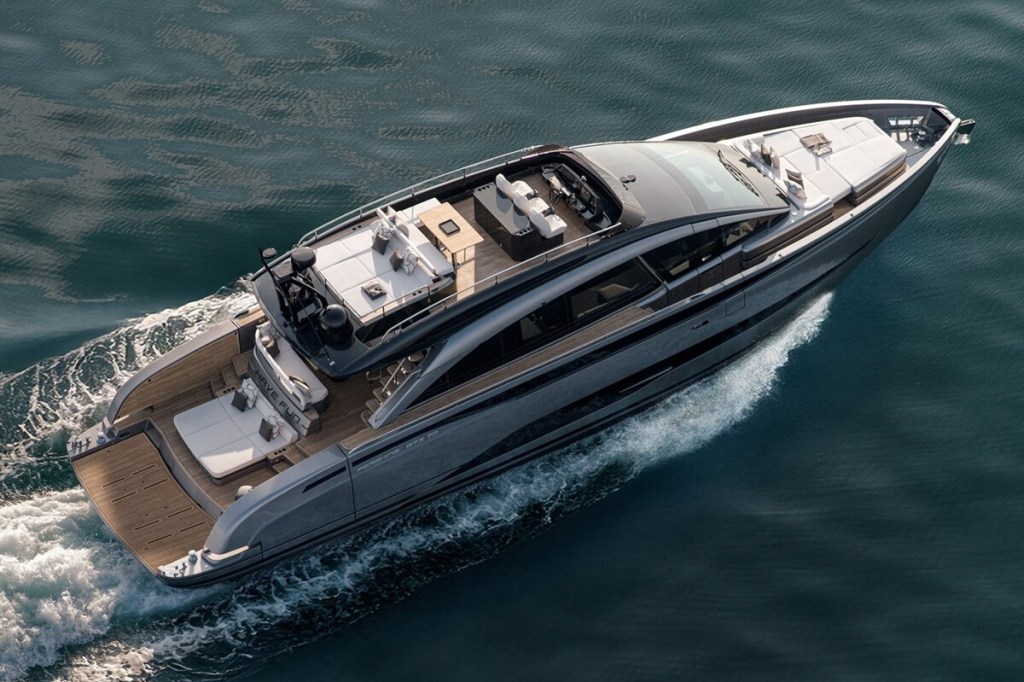 Pershing, GTX70, Venice Boat Show, Capri, Vallicelli Design, Ferretti Group, Product Strategy Committee, Piero Ferrari, Engineering Department, sportbridge, Plug and Mould, Forli, Mondolfo